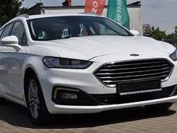 Inny kolor Używany 2019 Ford Mondeo Kombi | 55 999 zł (Uczciwa cena)