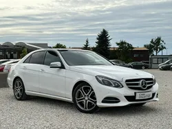 Biały (metalik) Używany 2013 Mercedes E400 Sedan/Limuzyna | 84 900 zł