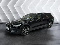 Czarny Używany 2024 Volvo V60 CC Ultimate Kombi | 229 000 zł