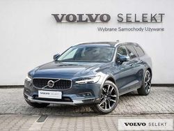 Niebieski Używany 2024 Volvo V90 CC Kombi | 239 900 zł (Dość drogi)