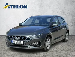 Srebrny (metalik) Używany 2023 Hyundai i30 Hatchback | 63 800 zł (Uczciwa cena)
