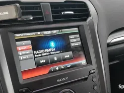 Wiśniowy Używany 2014 Ford Mondeo Kombi | 53 000 zł