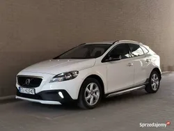 Biały Używany 2013 Volvo V40 CC Momentum Kombi | 41 900 zł (Drogi)