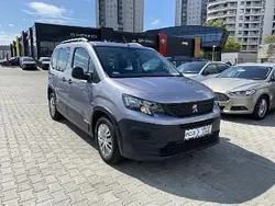 Srebrny Używany 2019 Peugeot Rifter Active Minivan | 45 900 zł