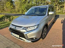 Srebrny Używany 2019 Mitsubishi Outlander SUV | 66 900 zł (Super Cena)