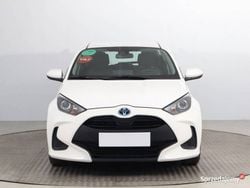 Biały Używany 2022 Toyota Yaris Hybrid Hatchback | 66 999 zł (Dobra cena)