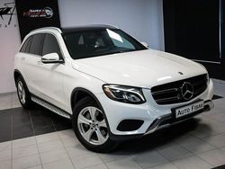 Biały Używany 2017 Mercedes GLC300 SUV | 117 900 zł (Dobra cena)