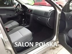 Srebrny Używany 2001 Skoda Octavia Sedan/Limuzyna | 14 200 zł