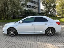 Używany 2011 Suzuki Kizashi Sedan/Limuzyna | 31 500 zł