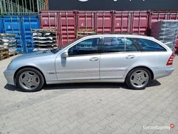 Używany 2001 Mercedes C240 Avantgarde | 16 500 zł