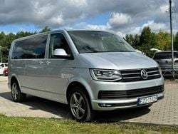 Srebrny (metalik) Używany 2016 VW Caravelle Minivan | 89 000 zł