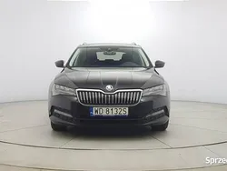 Czarny (metalik) Używany 2022 Skoda Superb Ambition Kombi | 86 850 zł (Uczciwa cena)