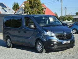 Niebieski Używany 2017 Renault Trafic Van | 59 900 zł (Dobra cena)