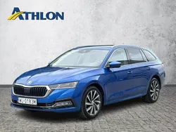 Niebieski (metalik) Używany 2021 Skoda Octavia Kombi | 83 700 zł (Drogi)