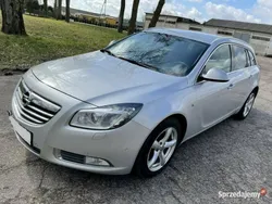 Srebrny Używany 2011 Opel Insignia Sedan/Limuzyna | 20 900 zł (Dobra cena)