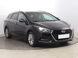 Czarny Używany 2017 Hyundai i40 Kombi | 39 999 zł (Uczciwa cena)