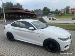 Biały Używany 2021 BMW 220 Shadowline Coupe | 101 000 zł