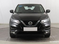 Czarny Używany 2017 Nissan Qashqai SUV | 53 999 zł (Uczciwa cena)