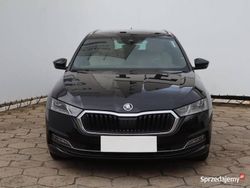 Czarny Używany 2020 Skoda Octavia Kombi | 77 999 zł (Dość drogi)