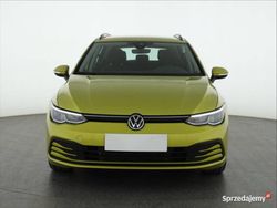 Złoty Używany 2021 VW Golf VIII Kombi | 70 999 zł (Uczciwa cena)