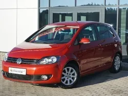 Czerwony (metalik) Używany 2011 VW Golf Plus Minivan | 27 799 zł (Uczciwa cena)