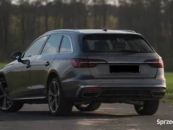 Szary Używany 2020 Audi A4 Kombi | 95 000 zł (Dość drogi)