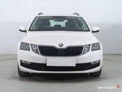 Biały Używany 2020 Skoda Octavia Kombi | 40 999 zł (Dobra cena)