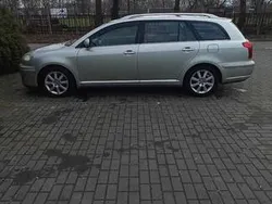 Złoty Używany 2007 Toyota Avensis Sedan/Limuzyna | 14 200 zł