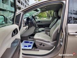 Używany 2017 Chrysler Pacifica Touring SUV | 79 900 zł (Super Cena)