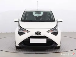 Biały Używany 2020 Toyota Aygo Hatchback | 36 999 zł (Dobra cena)