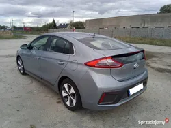 Niebieski Używany 2017 Hyundai Ioniq Sedan/Limuzyna | 51 000 zł