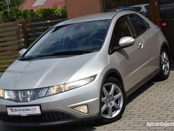 Beżowy Używany 2006 Honda Civic Hatchback | 16 900 zł (Uczciwa cena)
