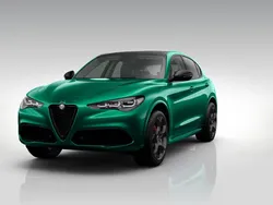 Lakier specjalny zielony z czarnym dachem montreal green Nowe 2025 Alfa Romeo Stelvio SUV | 260 364 zł