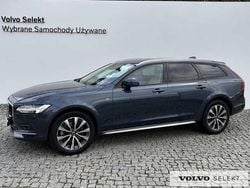 Niebieski Używany 2023 Volvo V90 CC Kombi | 224 900 zł (Dość drogi)