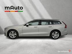 Szary Używany 2021 Volvo V60 Momentum Kombi | 104 900 zł (Drogi)