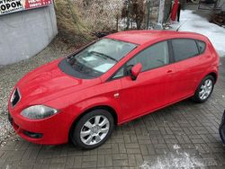 Czerwony Używany 2008 Seat Leon Hatchback | 12 900 zł