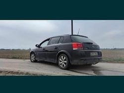 Czarny Używany 2006 Opel Signum Kombi | 2000 zł
