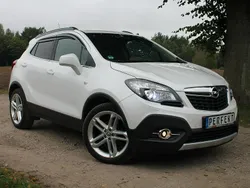 Biały Używany 2015 Opel Mokka SUV | 41 999 zł (Uczciwa cena)