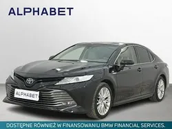 Czarny Używany 2020 Toyota Camry Executive Sedan/Limuzyna | 99 900 zł (Dobra cena)