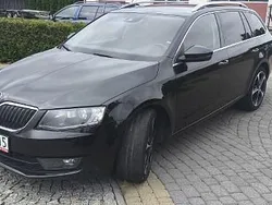 Czarny Używany 2016 Skoda Octavia LAURIN & KLEMENT Kombi | 46 500 zł (Uczciwa cena)