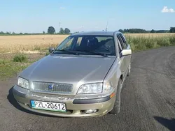 Używany 2001 Volvo V40 Kombi | 2700 zł
