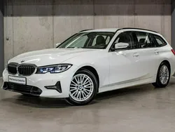 Biały (metalik) Używany 2020 BMW 318 Sedan/Limuzyna | 154 900 zł