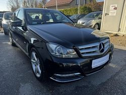 Czarny Używany 2011 Mercedes C180 Avantgarde Sedan/Limuzyna | 43 500 zł (Dobra cena)