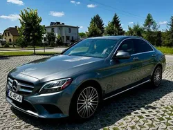 Używany 2019 Mercedes C300 | 98 000 zł