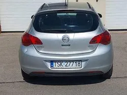 Używany 2011 Opel Astra | 11 000 zł (Dobra cena)