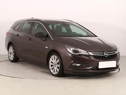 Brązowy Używany 2016 Opel Astra Kombi | 37 999 zł (Uczciwa cena)