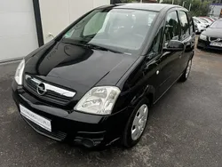 Czarny Używany 2006 Opel Meriva Minivan | 9900 zł (Dość drogi)