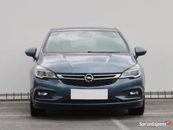 Niebieski Używany 2017 Opel Astra Hatchback | 42 499 zł (Uczciwa cena)