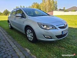 Srebrny Używany 2010 Opel Astra Hatchback | 17 000 zł (Super Cena)
