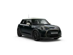 Czarny (metalik) Używany 2023 Mini Cooper Hatchback | 129 900 zł